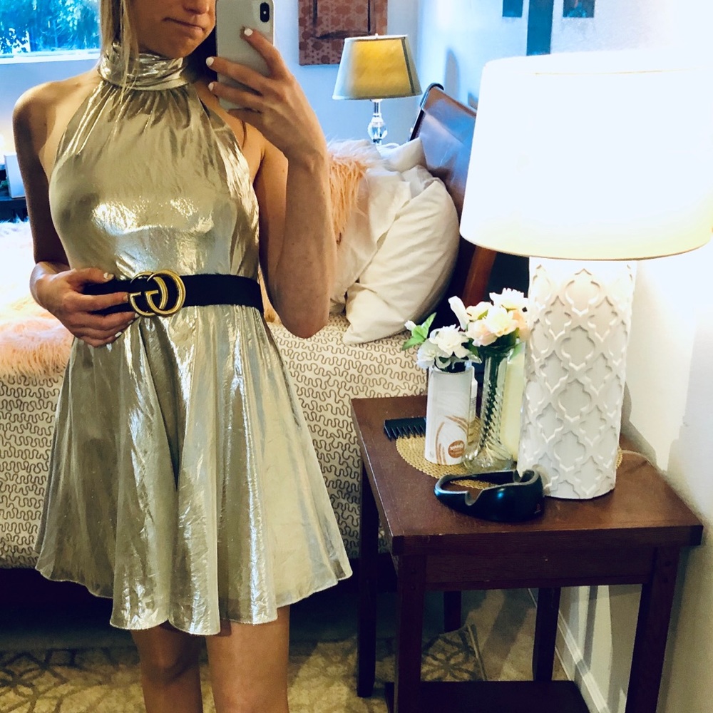 I just REALLY ❤️ CLOTHES💁🏼♀️ 👗 👠 - Picture 4 of 7